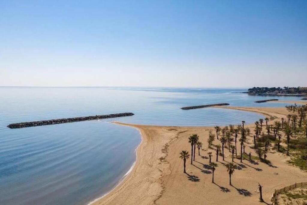F2/4 Pers Plage-Commerces A Pieds-Parking Prive Saint Aygulf Zewnętrze zdjęcie